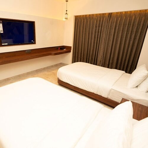 WhatsApp Image 2025-12-09 at 3.09.26 PM (1)